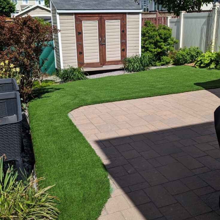 Artificial Turf vs. Natural Grass